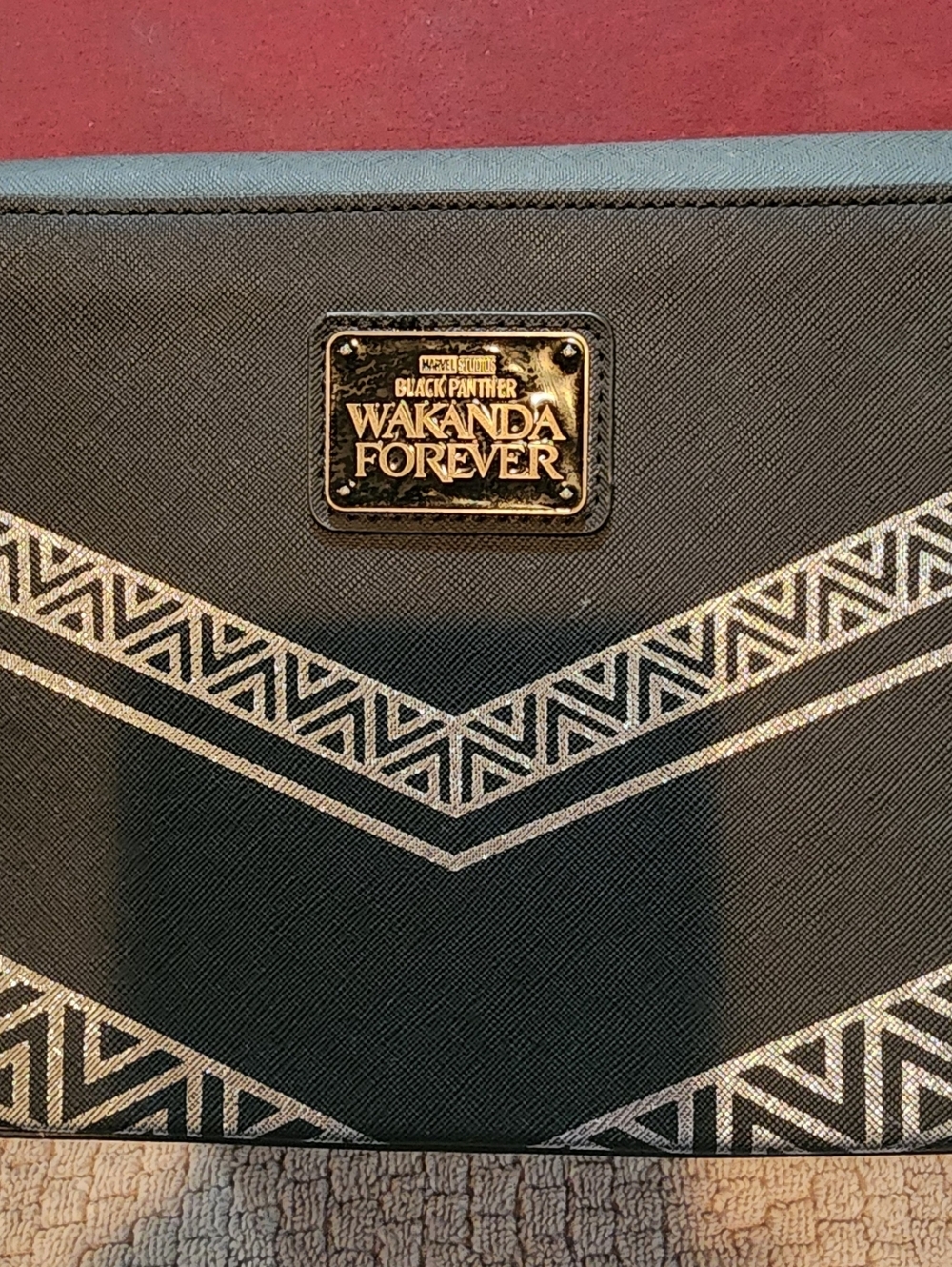 Lkungefly Black Panther "Wakanda Forever" Black Metallic Shoulder Bag.